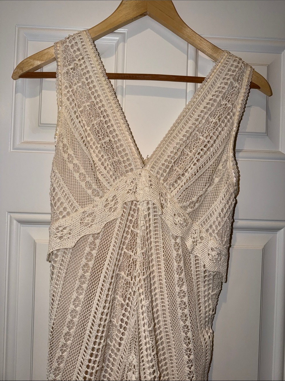 Gorgeous cream lace Maria Bianca Nero dress in size medium - Picture 2 of 4